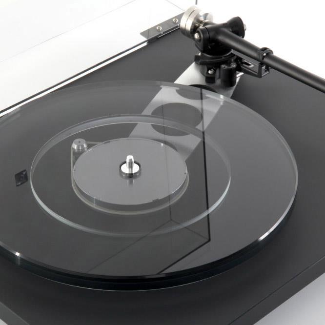 Rega Planar 6 Turntable
