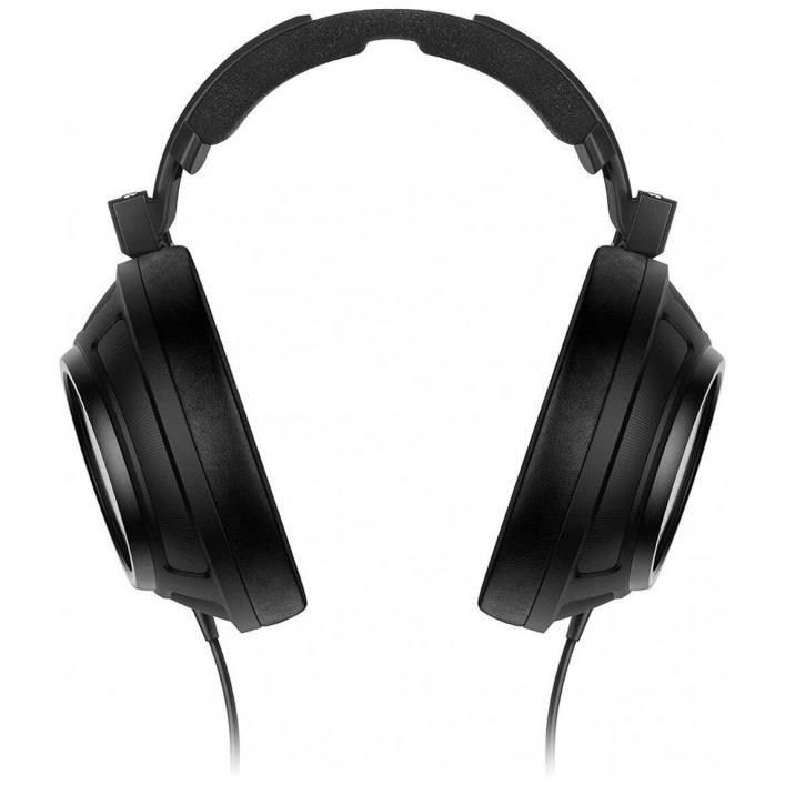 Sennheiser HD 820<br>Over-Ear Headphones (Closed Back)