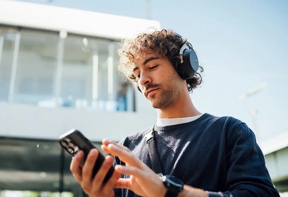 Beyerdynamic Aventho 300 Wireless over-ear headphones with ANC, Dolby Atmos and head tracking