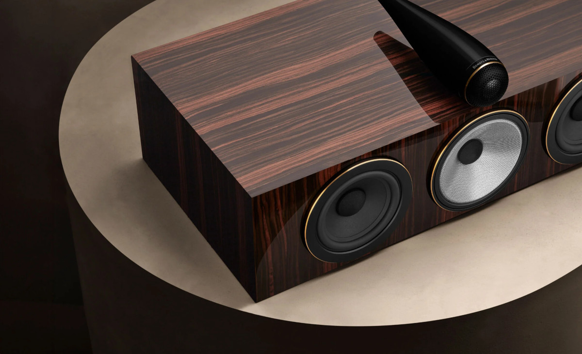 Bowers and Wilkins 700 S3 Signature