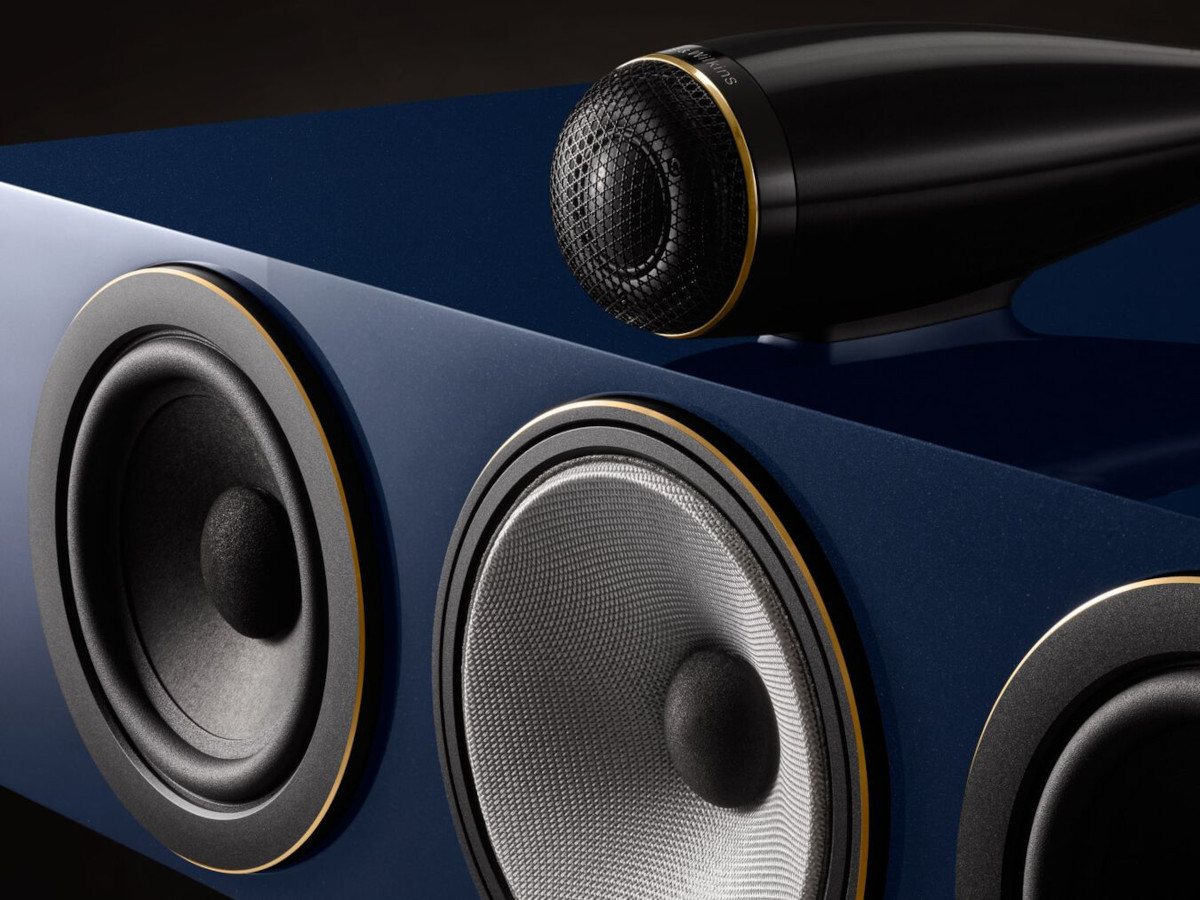 Bowers and Wilkins 700 S3 Signature