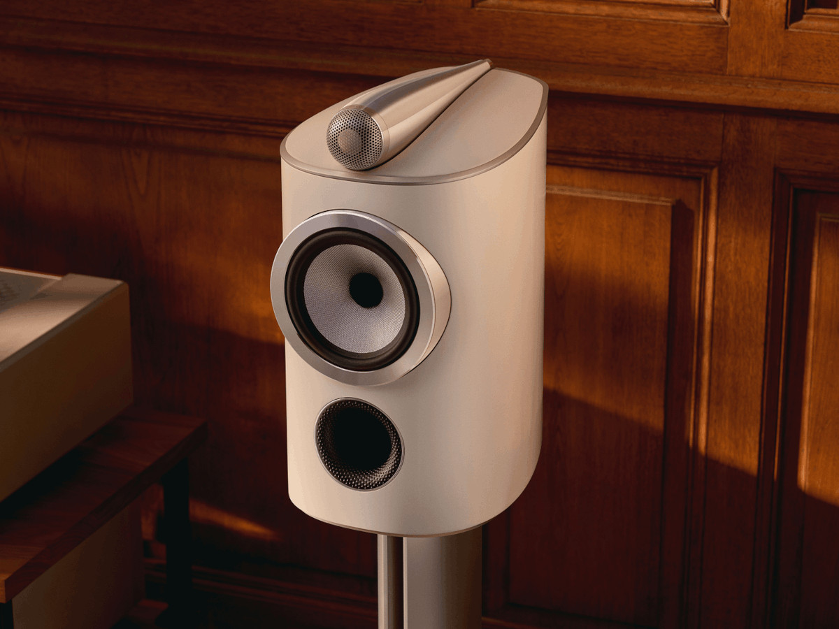 Bowers and Wilkins 805 D5 Speakers