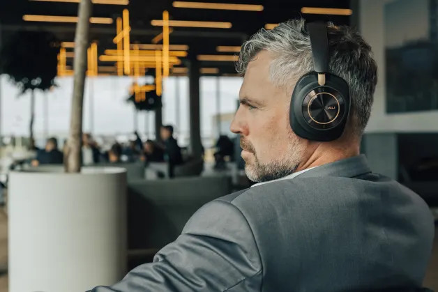 Dali IO-12 Wireless Noise Cancelling Over-Ear Headphones