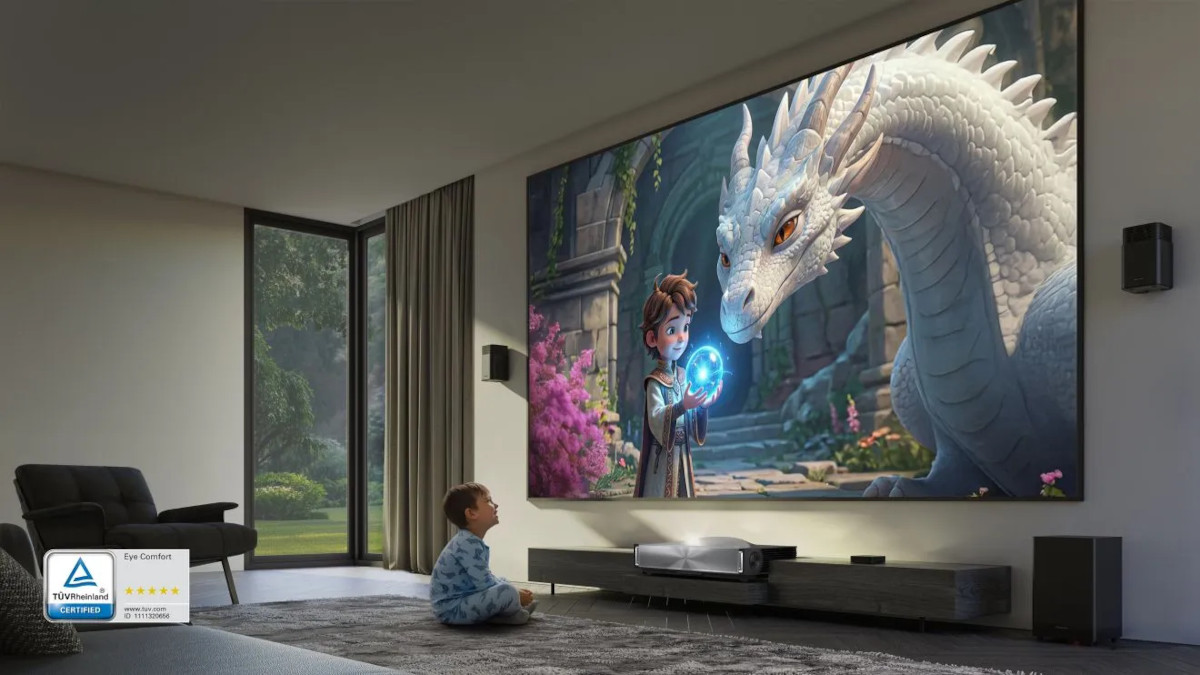 Child watching a projected animated dragon scene in a living room, with a TÜV Rheinland Eye Comfort badge.