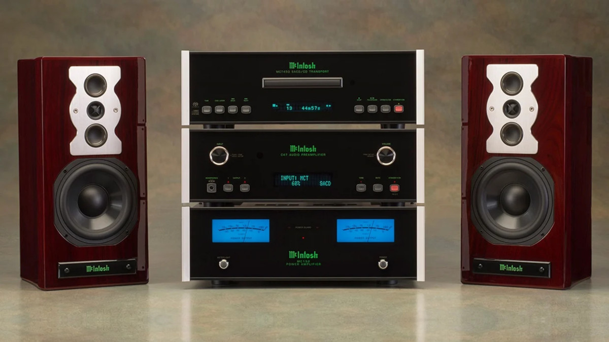 McIntosh C49 pre Amplifier