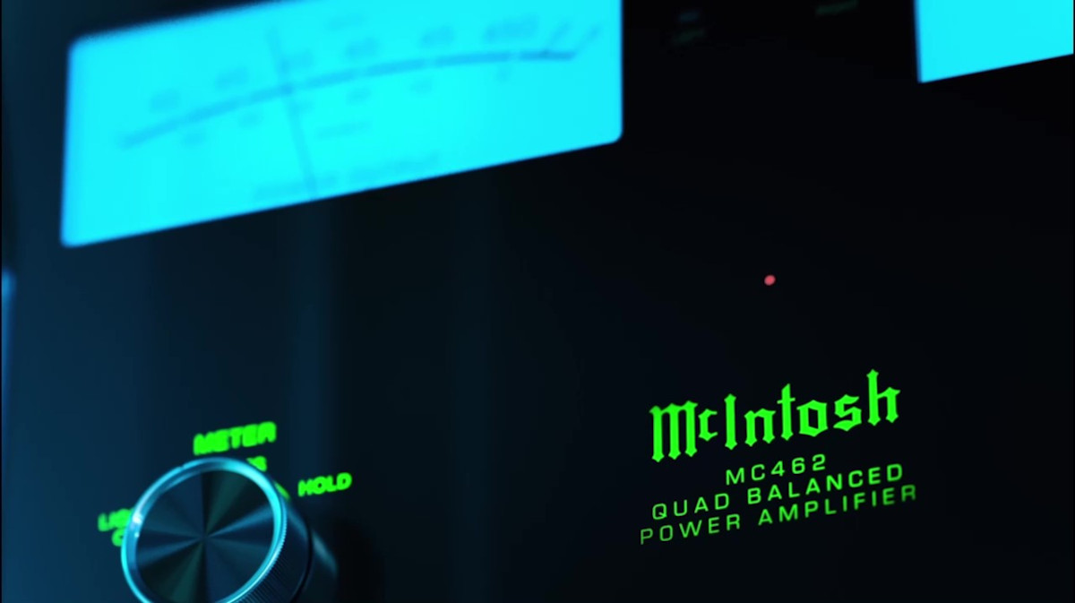 MC462 2-Channel Solid State Amplifier