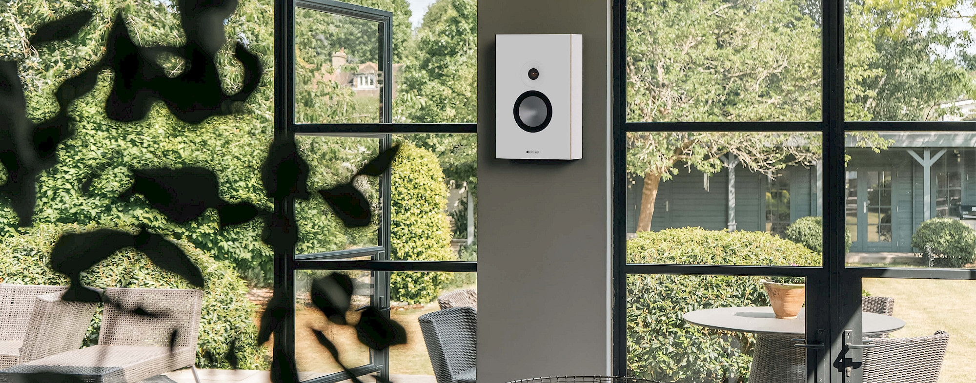 Monitor Audio Bronze On-Wall 7G Speaker