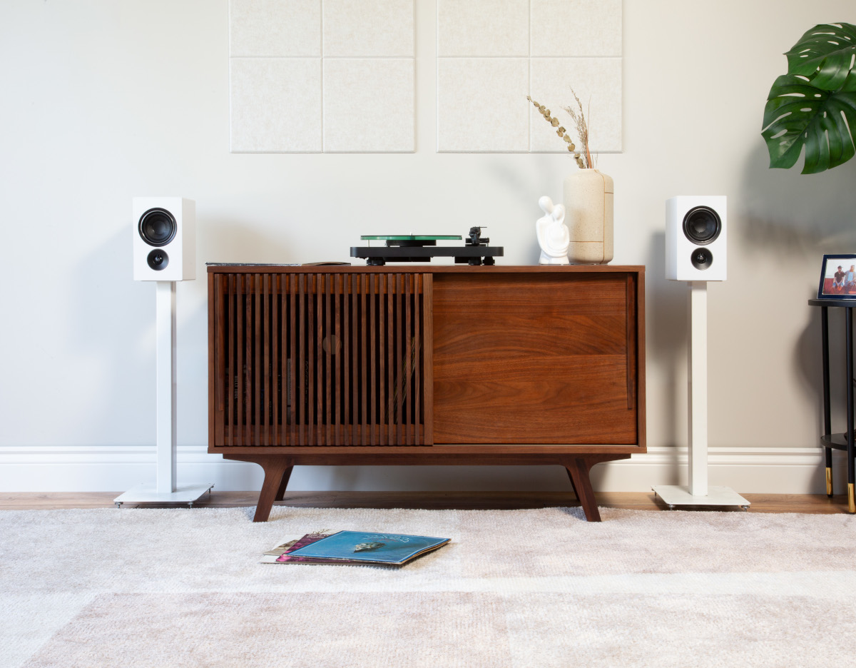 PSB iQ1 Wireless Speakers with BluOS
