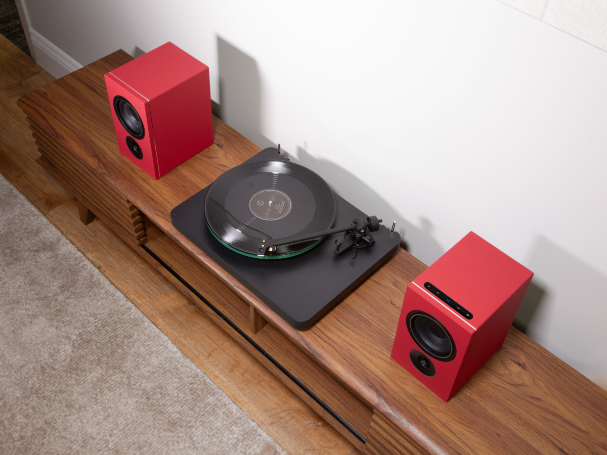 PSB iQ2 Wireless Speakers with BluOS