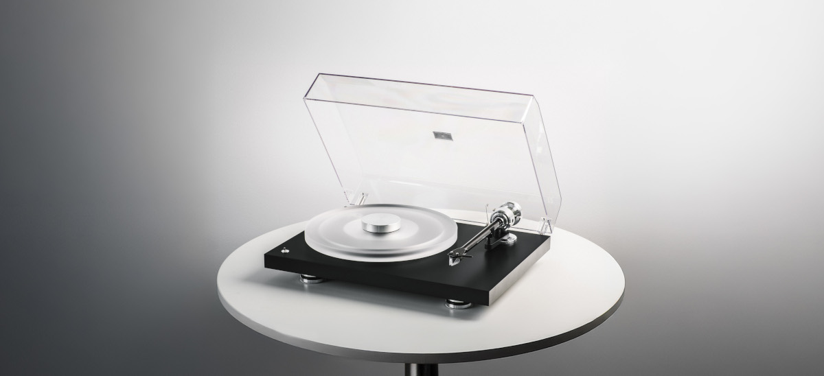 Pro Ject Debut Reference 10 Turntable