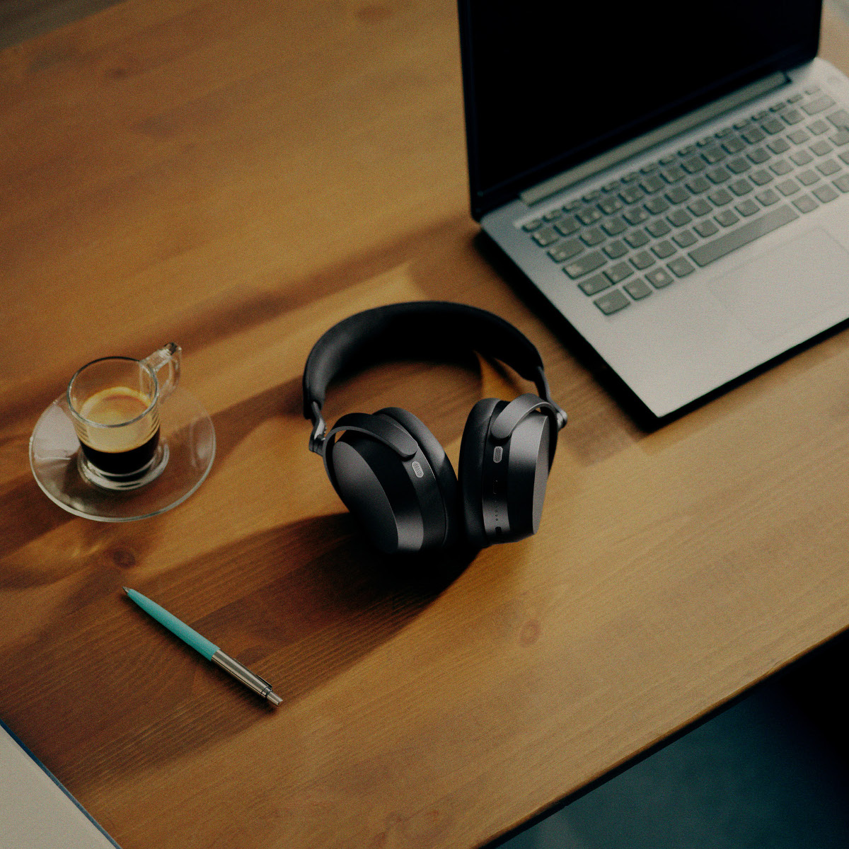 Sennheiser Momentum 5 Noise Cancelling Over-Ear Headphones