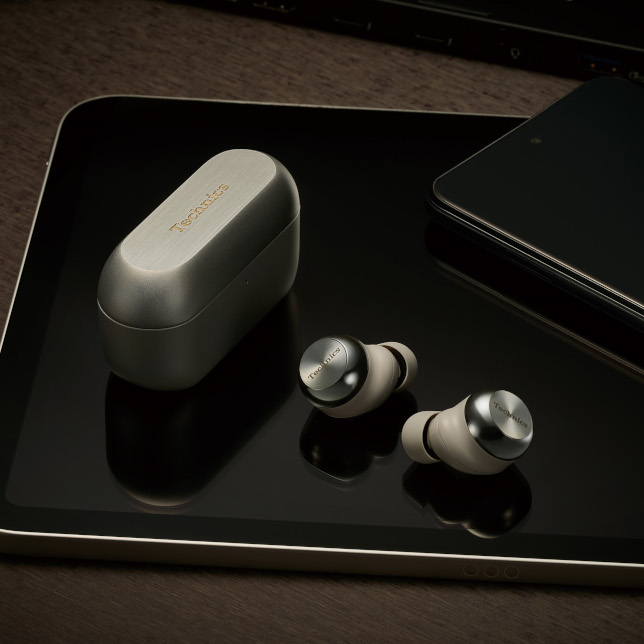 Technics EAH-AZ100 True Wireless Earbuds