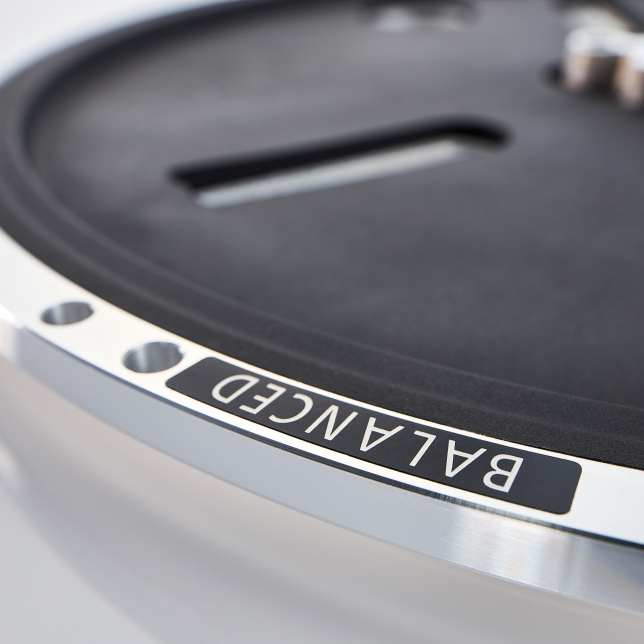 Technics SL-1200GME Direct Drive Turntable