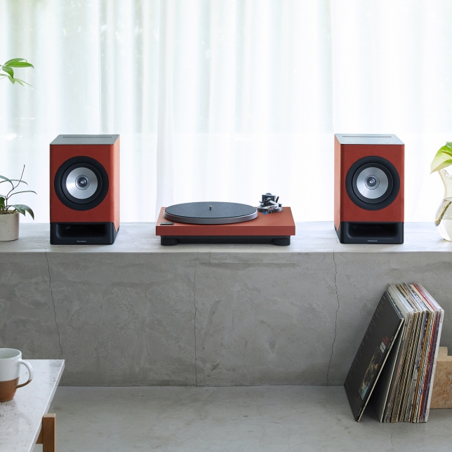 Technics SL-40CBT Turntable