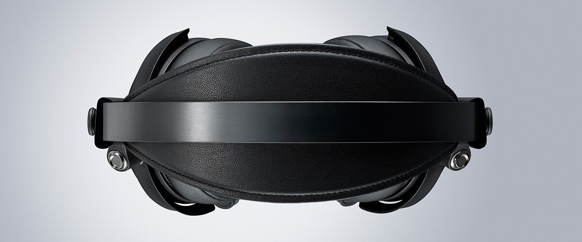 Yamaha YH-C3000 Closed Back Headphones