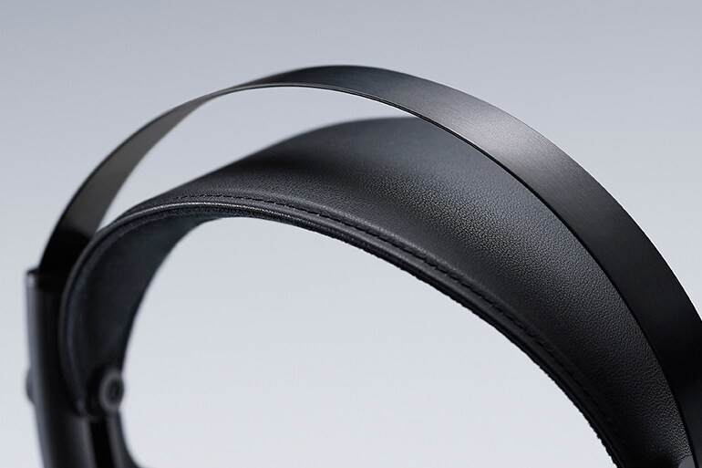 Yamaha YH-C3000 Closed Back Headphones