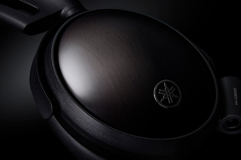 Yamaha YH-C3000 Closed Back Headphones