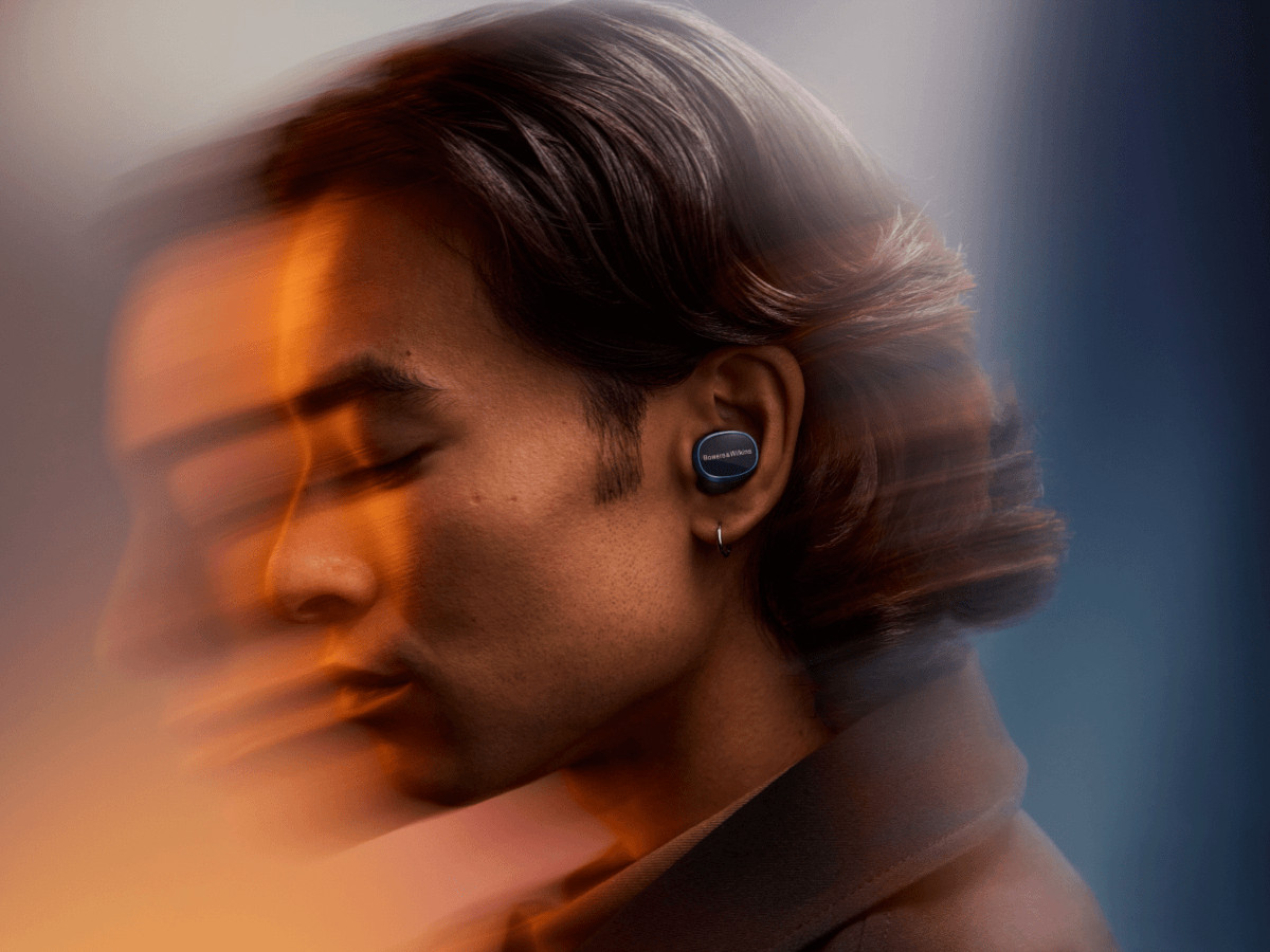 Bowers and Wilkins Pi8 In-ear True Wireless earbuds