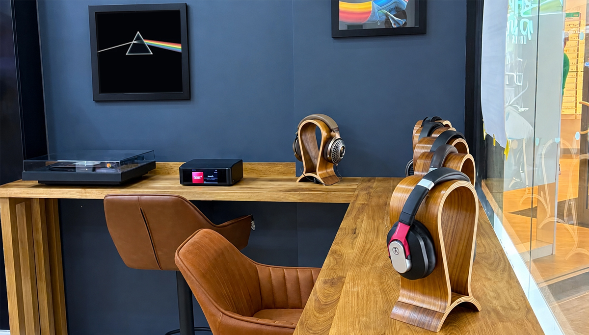 Sevenoaks Sound and Vision Store Photo
